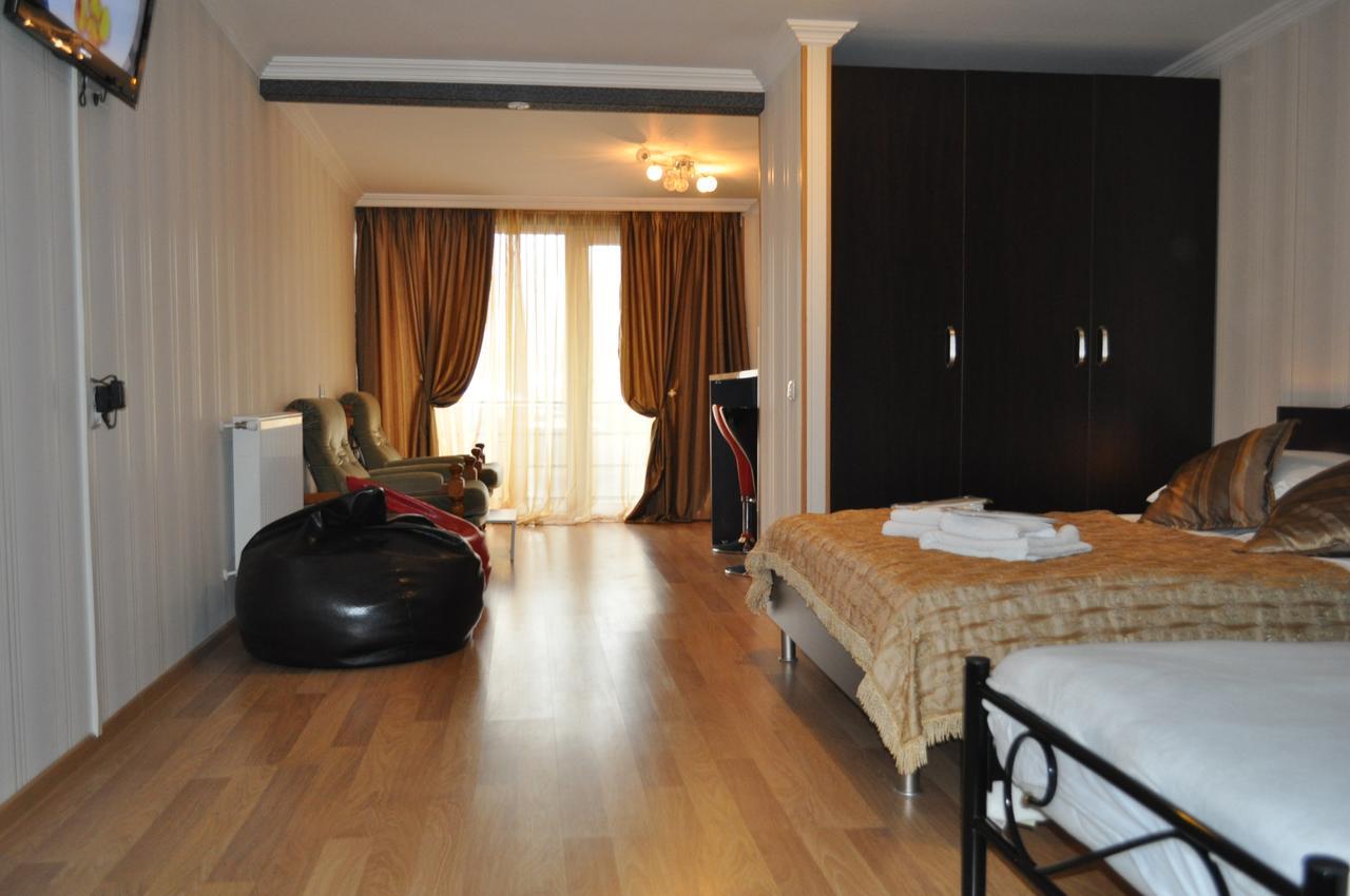 Hotel Your Comfort Tbilisi Eksteriør billede